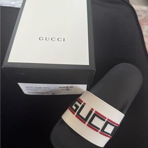 Brand new kids Gucci Us size 2  Slide Sandals Gucci size 33